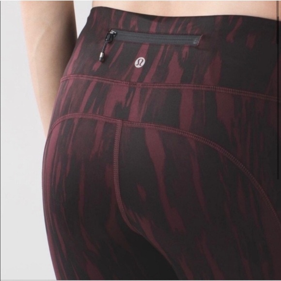 Lululemon Speed Tight IV Painted Animal Bordeaux Drama Black 6 - Picture 2 of 13